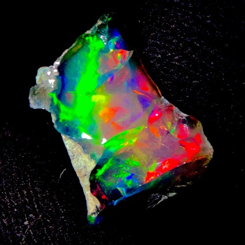 Ethiopian Opal raw, natural Black fire opal, opal gemstone rough 7.85Ct 14x14 mm - 第 8/14 張圖片