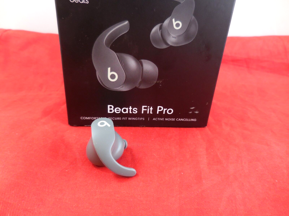 Beats Fit Pro イヤフォン ブラック USED Beats Geek Squad Certified Refurbished Fit Pro True Wireless