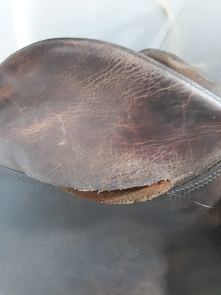 Stubben English All purpose Saddle only, Sattler Made In Germany 16.5” Seat - Image 3 of 4
