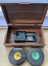 Vintage Thorens AD30D Swiss Made Walnut Music Box w/ 21 Discs Works