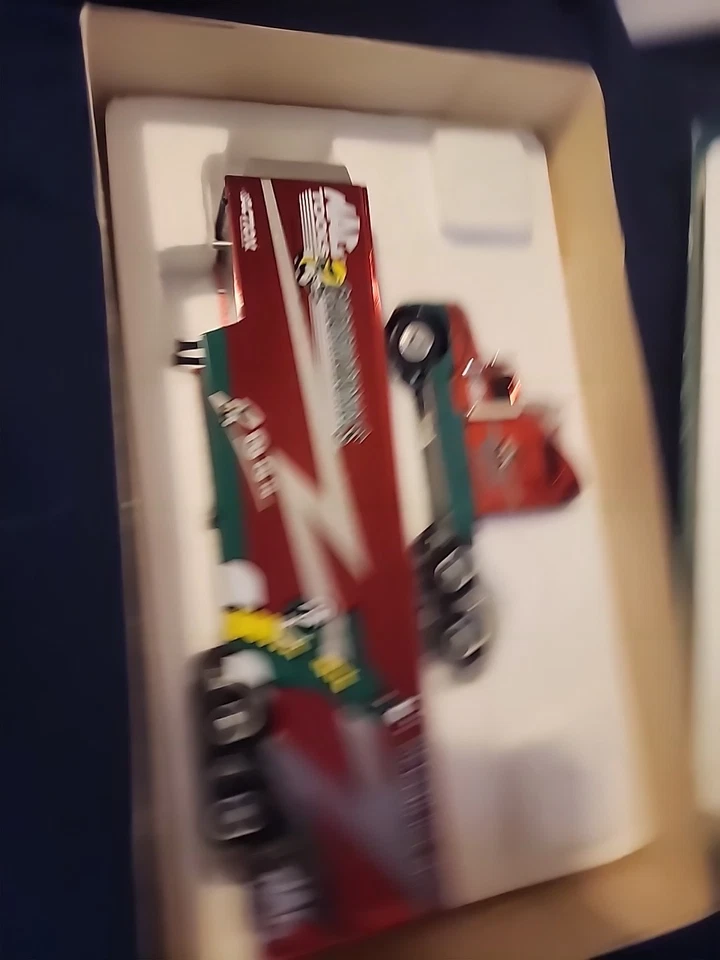 MAC Tools 2000 Gatornationals 1:64 Aeromax Hauler Semi Tractor Trailer NIB - Image 2 of 4