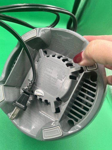 Frullatore personale Black and Decker PBJ2000 - testato e funzionante - Foto 5 di 9
