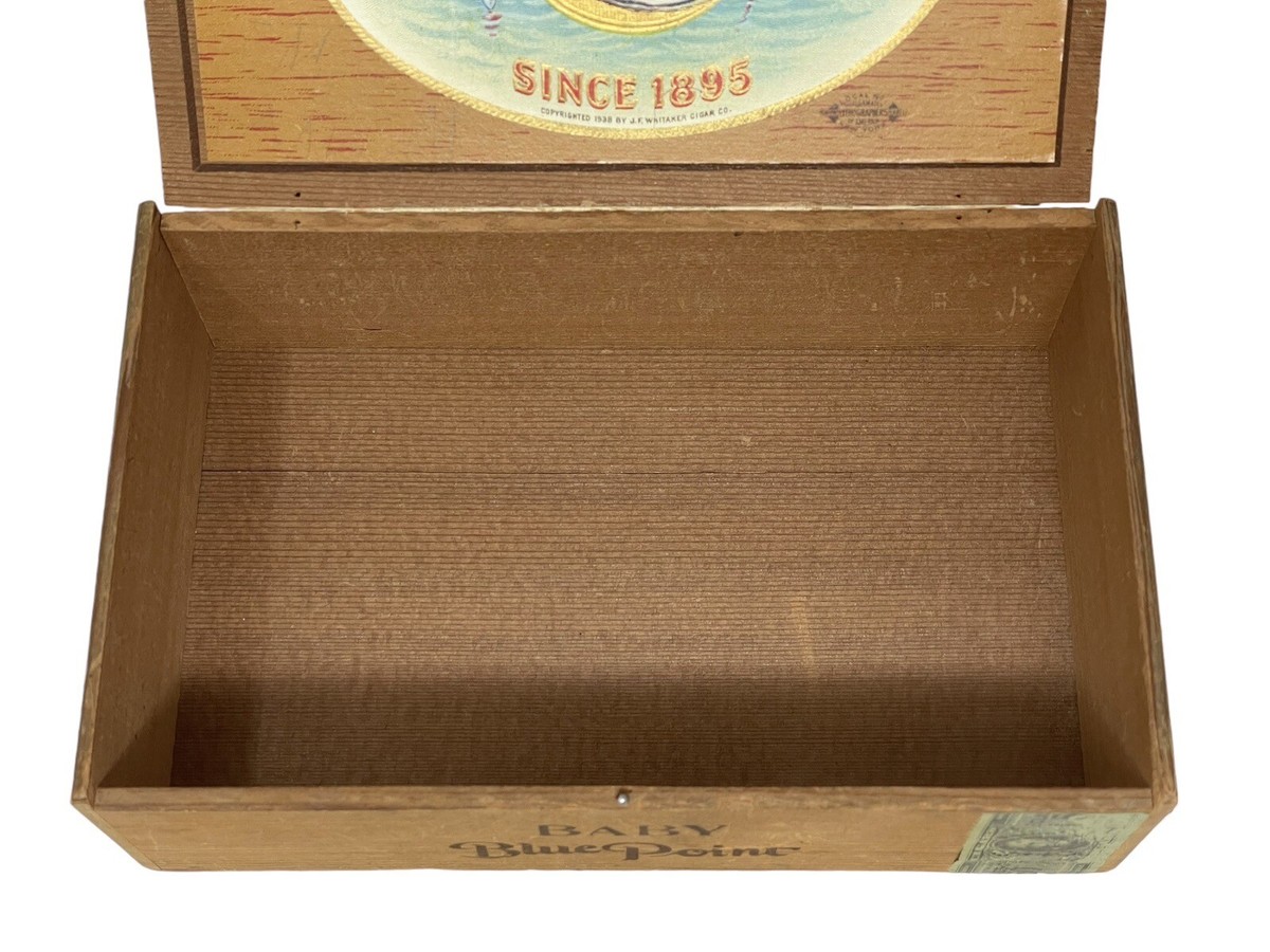 Vintage 30's Whitaker's Cigar Company Blue Point Wood Cigar