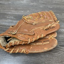 Mizuno MMX120 Professional Model 12 Inches Baseball glove RHT