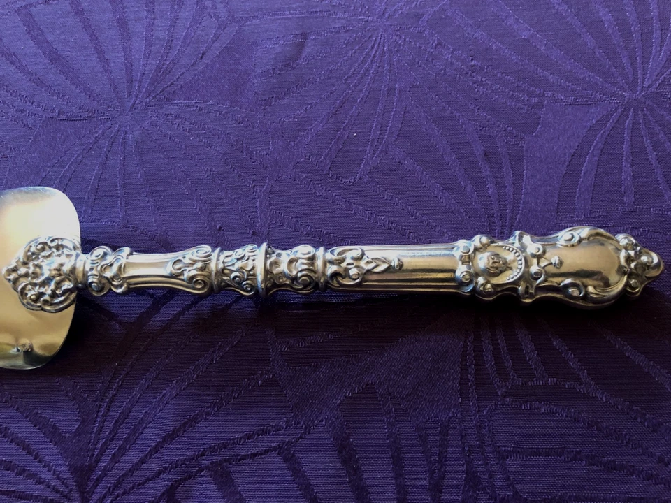 Splendide et Ancienne Pelle à tarte entièrement en argent massif. - Photo 3/4