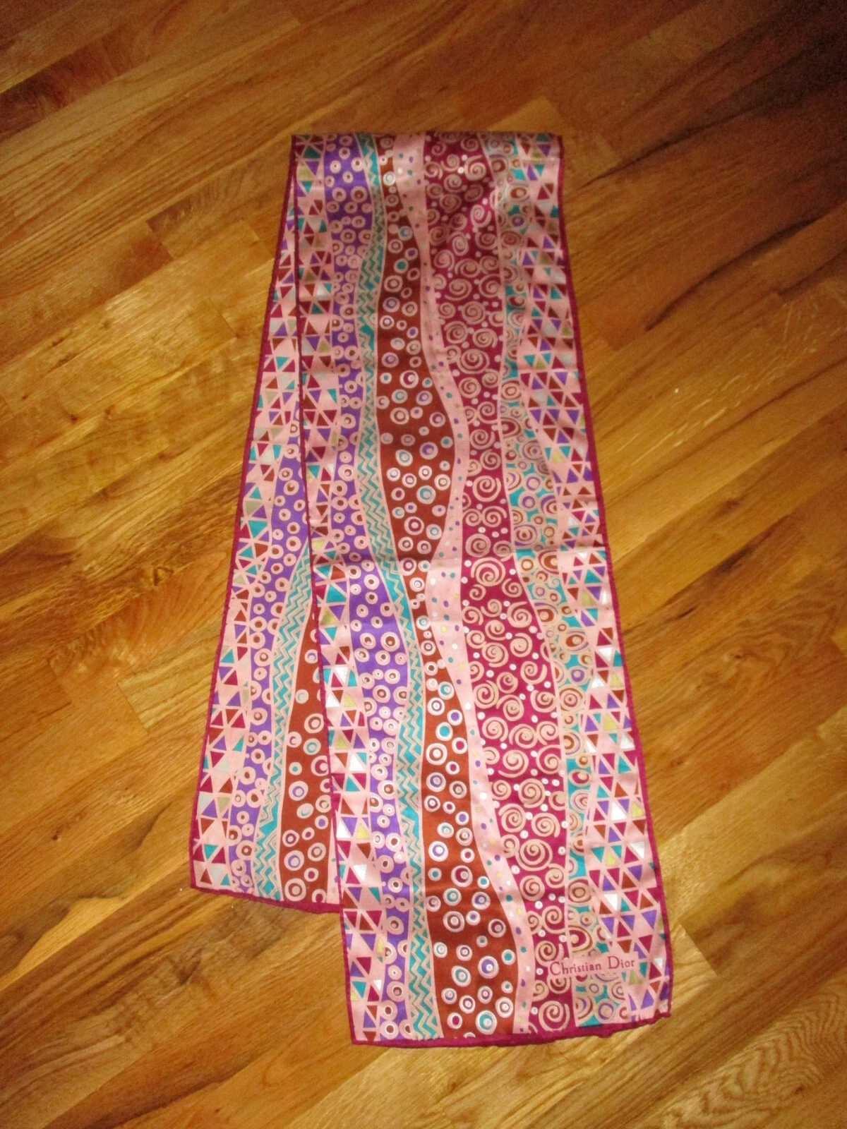 Foulard oblong Christian Dior bordeaux sarcelle violet géométrique 100% soie 67