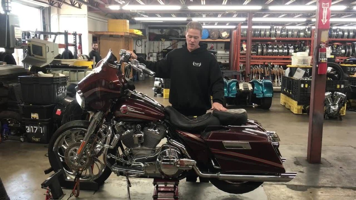 2006 Harley Electra Glide Fuel Gas Tank Console Intercom Harness