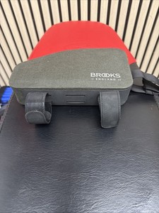 Brooks England Scape Top Tube Bag