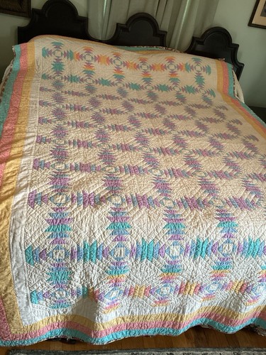 Ananas Variation Quilt Twin/Full 73" x 108" skurrile Pastelltöne umgekehrt zum Boden