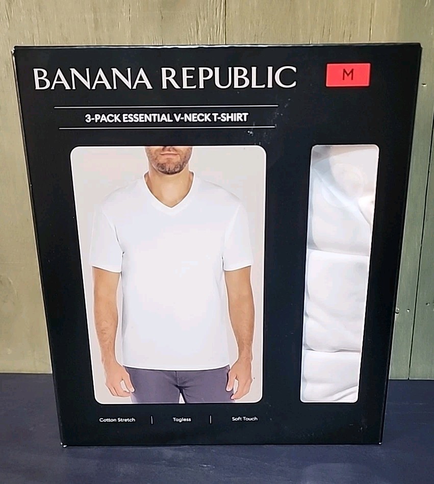 NEW Banana Republic Men's V-Neck Tee White T-Shirt Medium 3 Pack