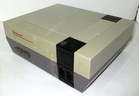 1985 Nintendo Entertainment System NES-001 Console  CONTROL DECK - PARTS ONLY