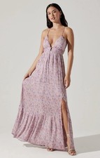 NWT ASTR the Label Minari Maxi Dress L Lilac Floral Pleated Tiered Slit Boho
