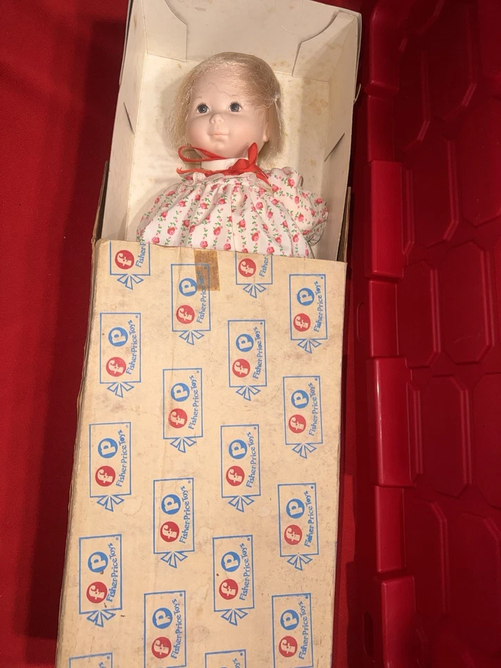 FISHER PRICE Lapsitter Doll Baby Ann 204 Vintage 1973/74 Original Clothes - Image 3 of 4