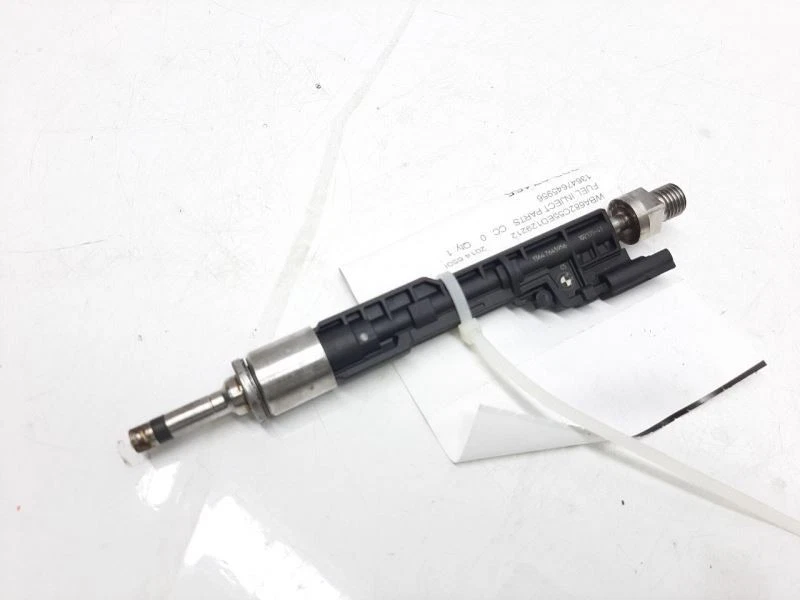 Inyector de combustible BMW 650i 550i 750i X5 X6 13647645956 Foto 2 de 4
