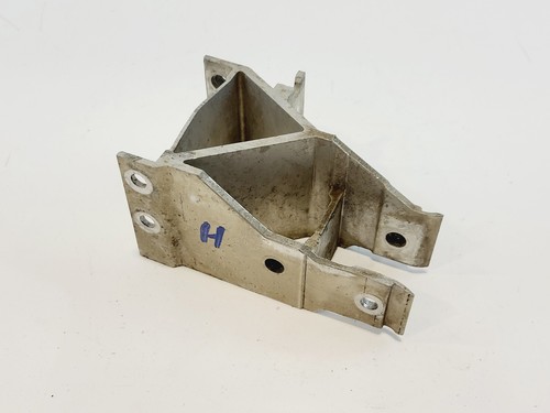 BMW G31 540I XDRIVE, Adapter rechts, 51117357216, 7357216