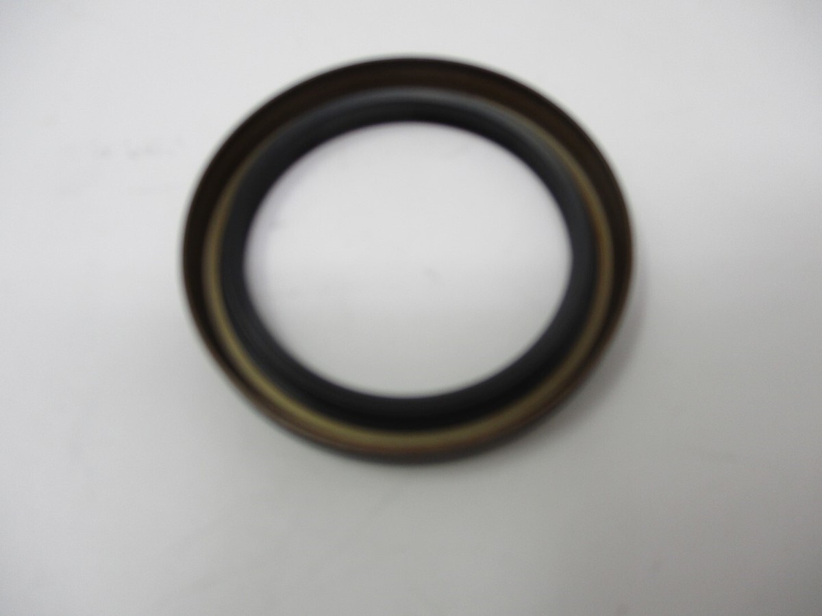 Genuine Briggs & Stratton 795387 PTO Crankshaft Oil Seal