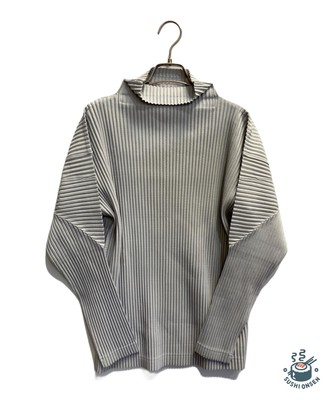 HOMME PLISSE ISSEY MIYAKE Pleated high-neck cut and sew Size: 2 