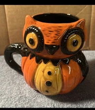 Johanna Parker Pumpkin Peep Owl Ceramic Halloween Autumn Mug Retro Read