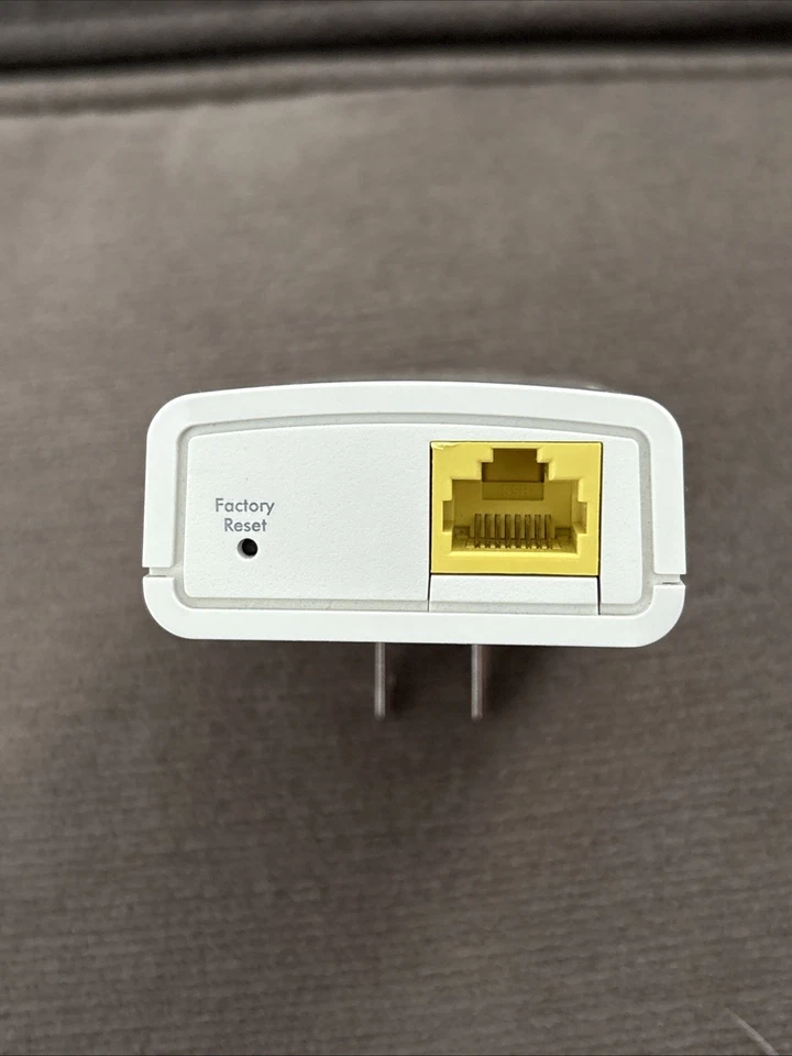 NETGEAR Powerline 500 Adapter XAV5201v2 Single Port Network Extender - Image 3 of 4