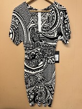 NWT GUESS By Marciano Classic Nouveau Short Dress Size XS Black And White