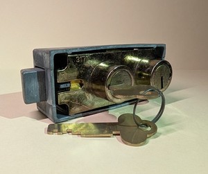 mosler safe deposit box locks -017