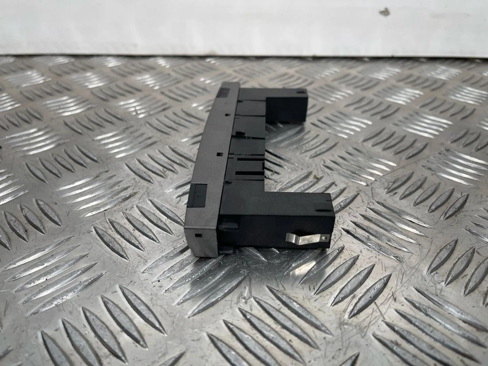 Porsche Cayman 987 2007 spoiler esp switch 99761313300 LIQ9675 - Imagem 4 de 4