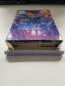 Sistema de entretenimiento Nintendo NES Tetris ASI versi&oacute;n asi&aacute;tica CIB caja original manual