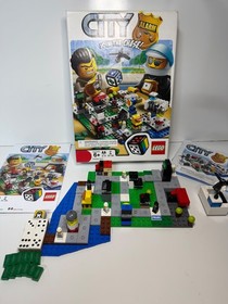 LEGO Games: City Alarm (3865) comes with all minifigures on Missing large Die