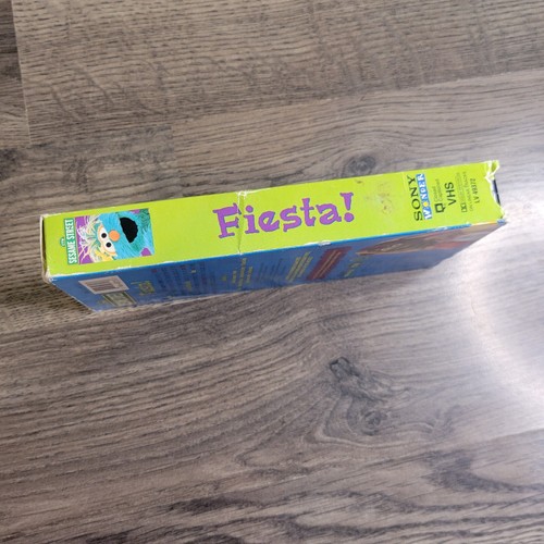 Sesame Street Fiesta Kids Guide to Life VHS 1998 English And Spanish - Picture 5 of 10