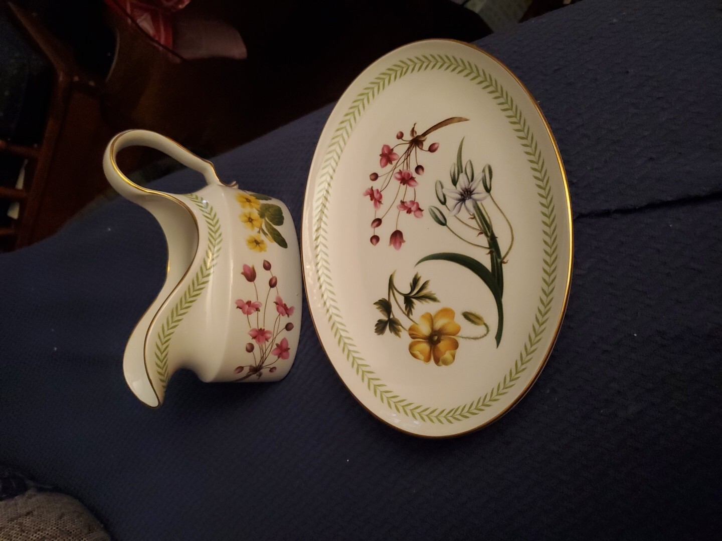 Spode Country Lane Y8250A Gravy Boat Sauce Jug and Fixed Stand Drip Plate VTG