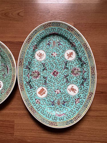 Two Chinese Porcelain Green Longevity Plates - Picture 3 of 7