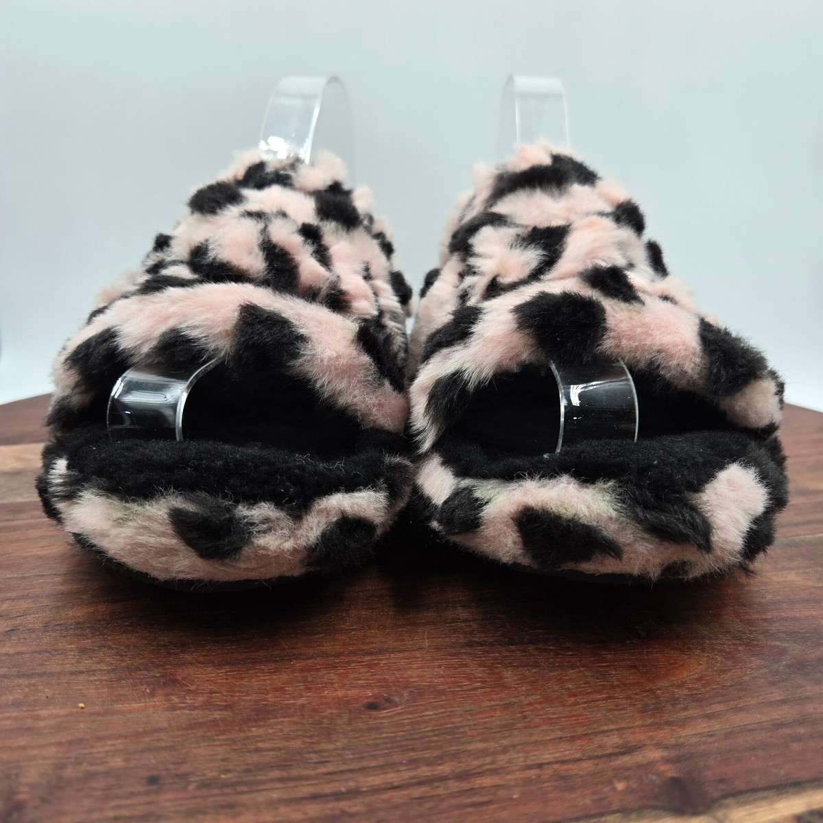 UGG Fluff Yeah Sandals Youth Girls 6 Pink Black Spotted Shearling