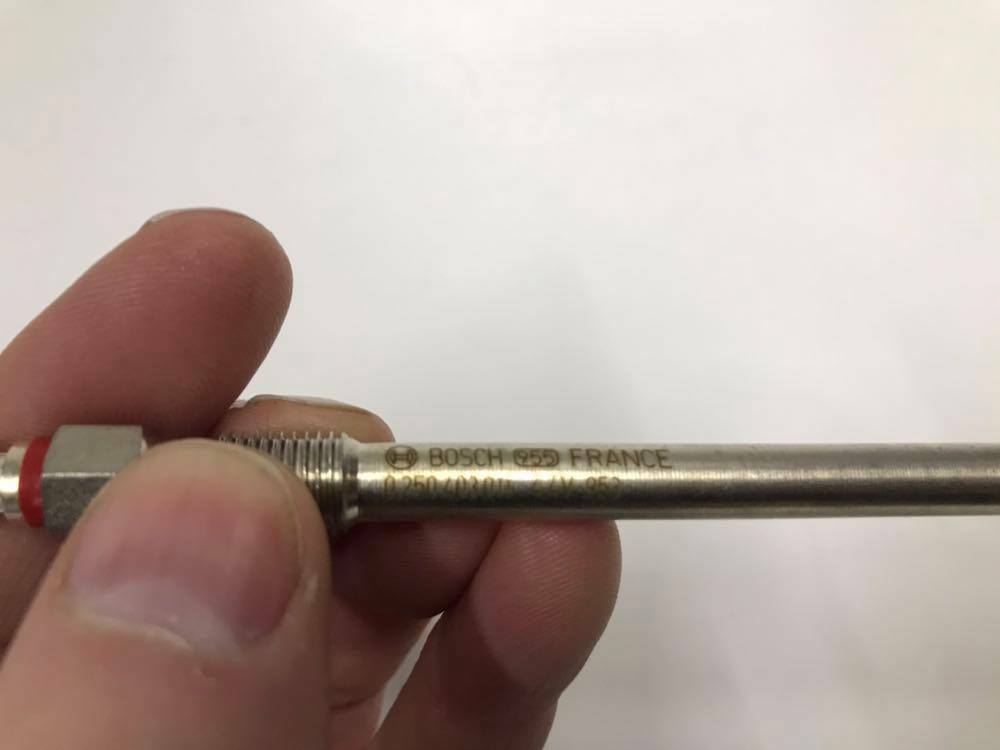 4x Bosch Glow Plugs For VAUXHALL INSIGNIA 2.0 CDTI (Non Pressure Sensor