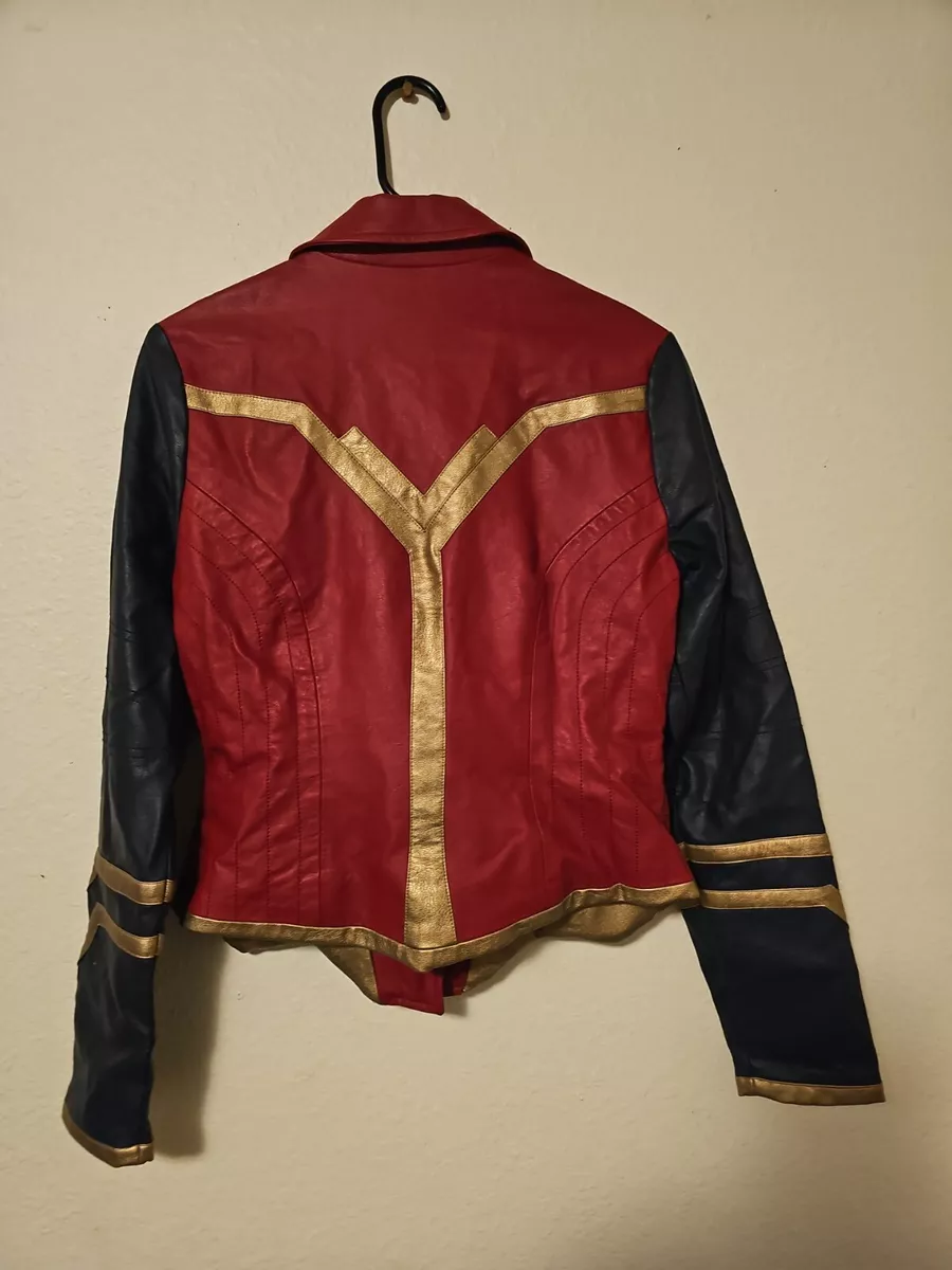 Wonder woman jacket hot cheap topic