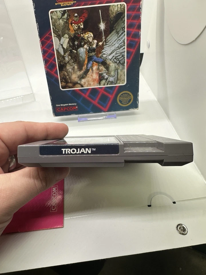 Trojan Nintendo NES Video Game Complete in Box Manual Capcom Japan CIB 5 Screw - Image 4 of 4