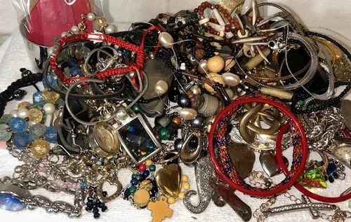 ✨2.1+ Lbs Vintage/Modern WEARABLE Jewelry Estate Bulk Costume Lot B
