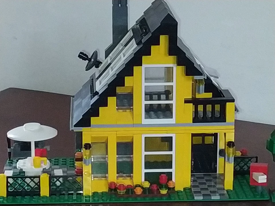 LEGO Creator 4996 Beach House, foto 3 di 5