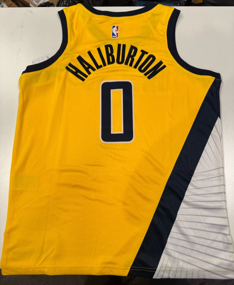 Tyrese Haliburton Gold Yellow Indiana Pacers Jersey Size Large - Image 3 of 4