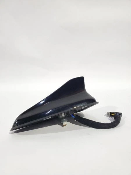 Hyundai Veloster 2019 OEM conjunto de antena negra 96210-J3300  Foto 2 de 4