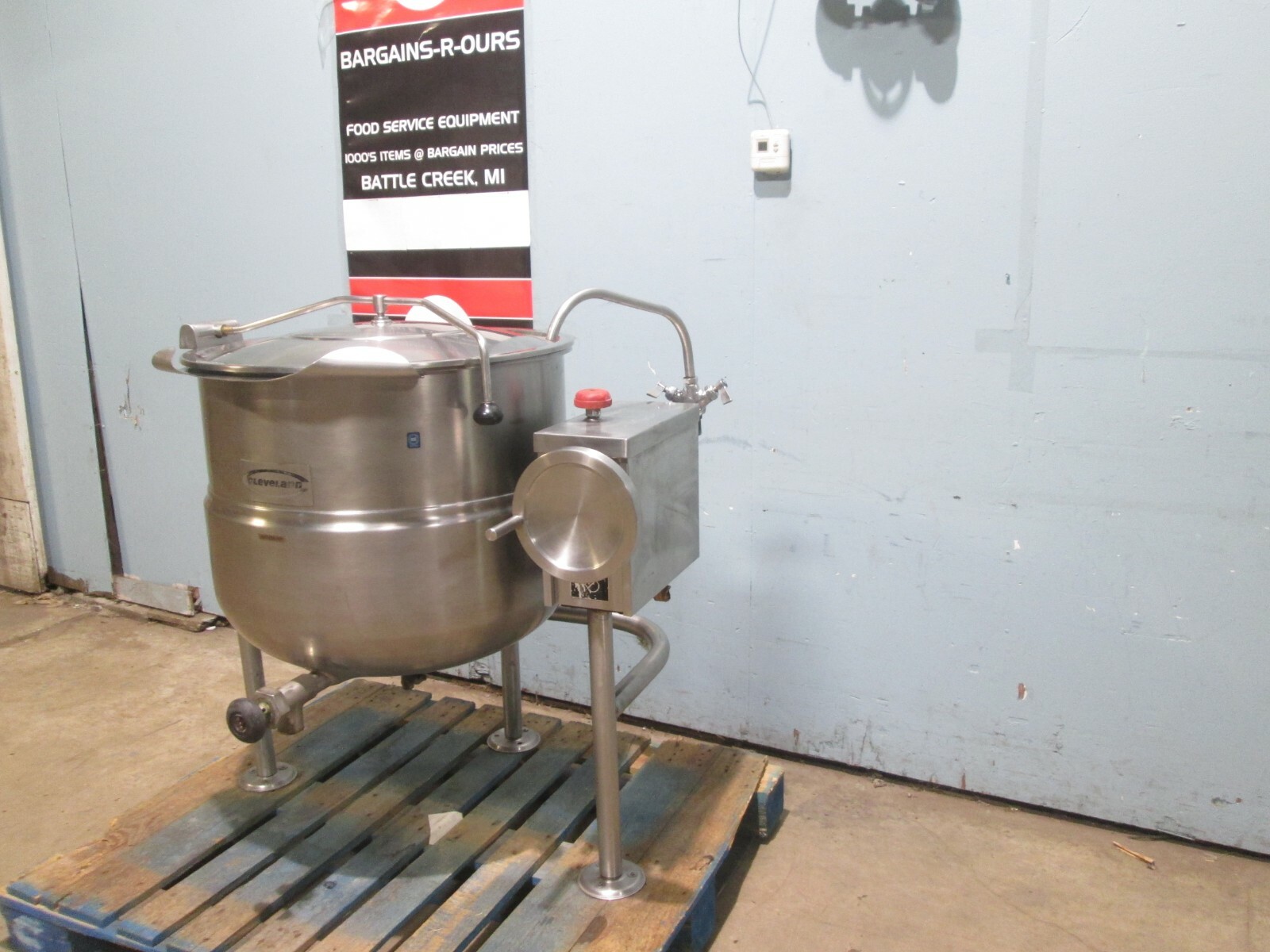 "CLEVELAND KDL40T" H.D. COMMERCIAL MANUAL TILT DIRECT STEAM 40gl