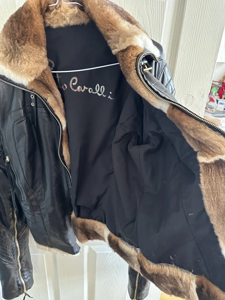 Leather Jacket L smol is like M  - Image 4 of 4