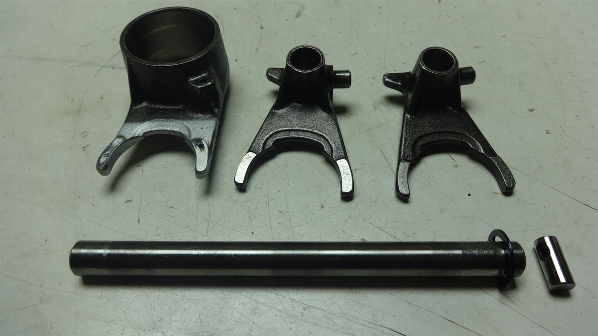 91 KAWASAKI ZX600 ZX 600 NINJA KM130B ENGINE TRANSMISSION SHIFT