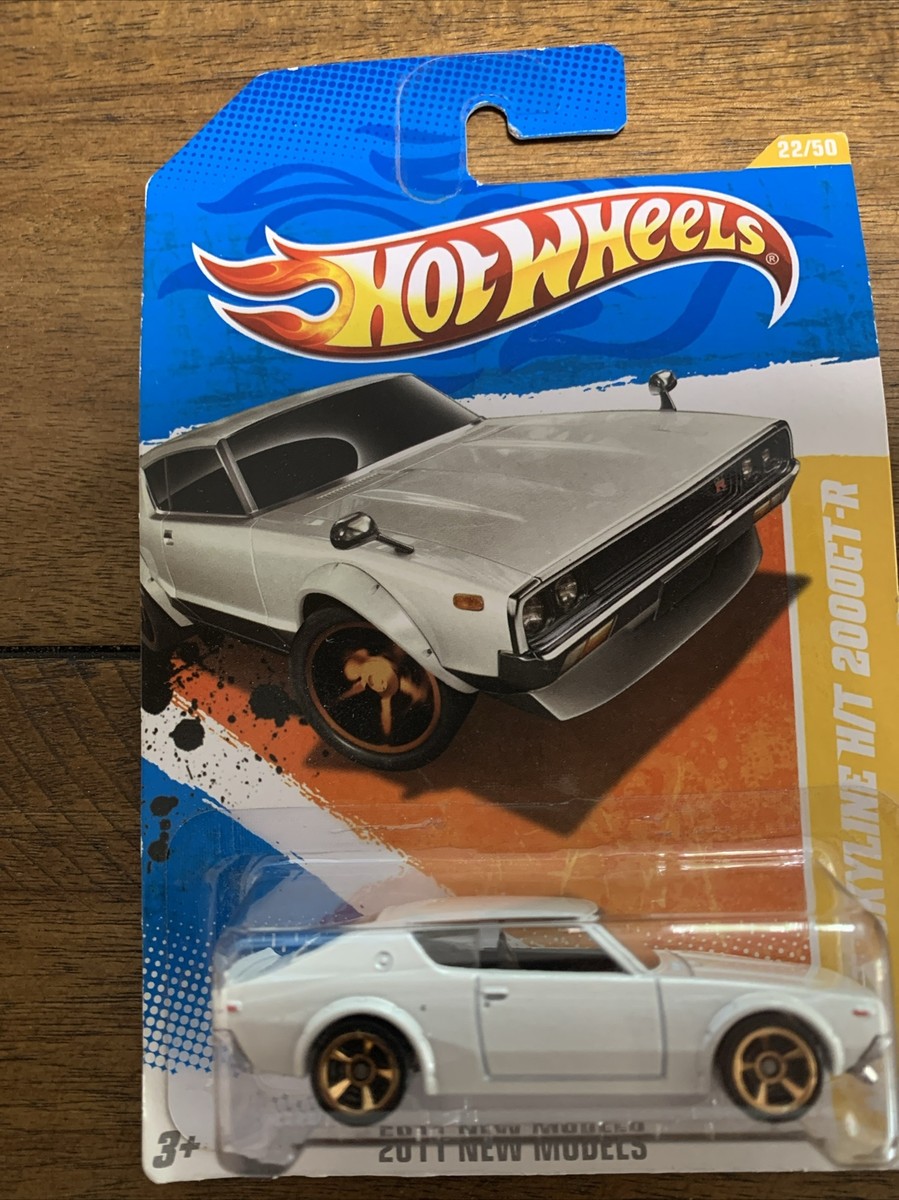 Rare Hot Wheels 2011 NISSAN SKYLINE H/T 2000GT-R 1973 White #22 | eBay