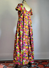 VTG 60's HAWAIIAN MAXI DESS with PLEATED FULL LENGTH BACK PANELS Made in HAWAII