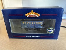Bachmann 37-082 ,OO Gauge ,7 Plank Wagon Firestone, Barely Used MINT !
