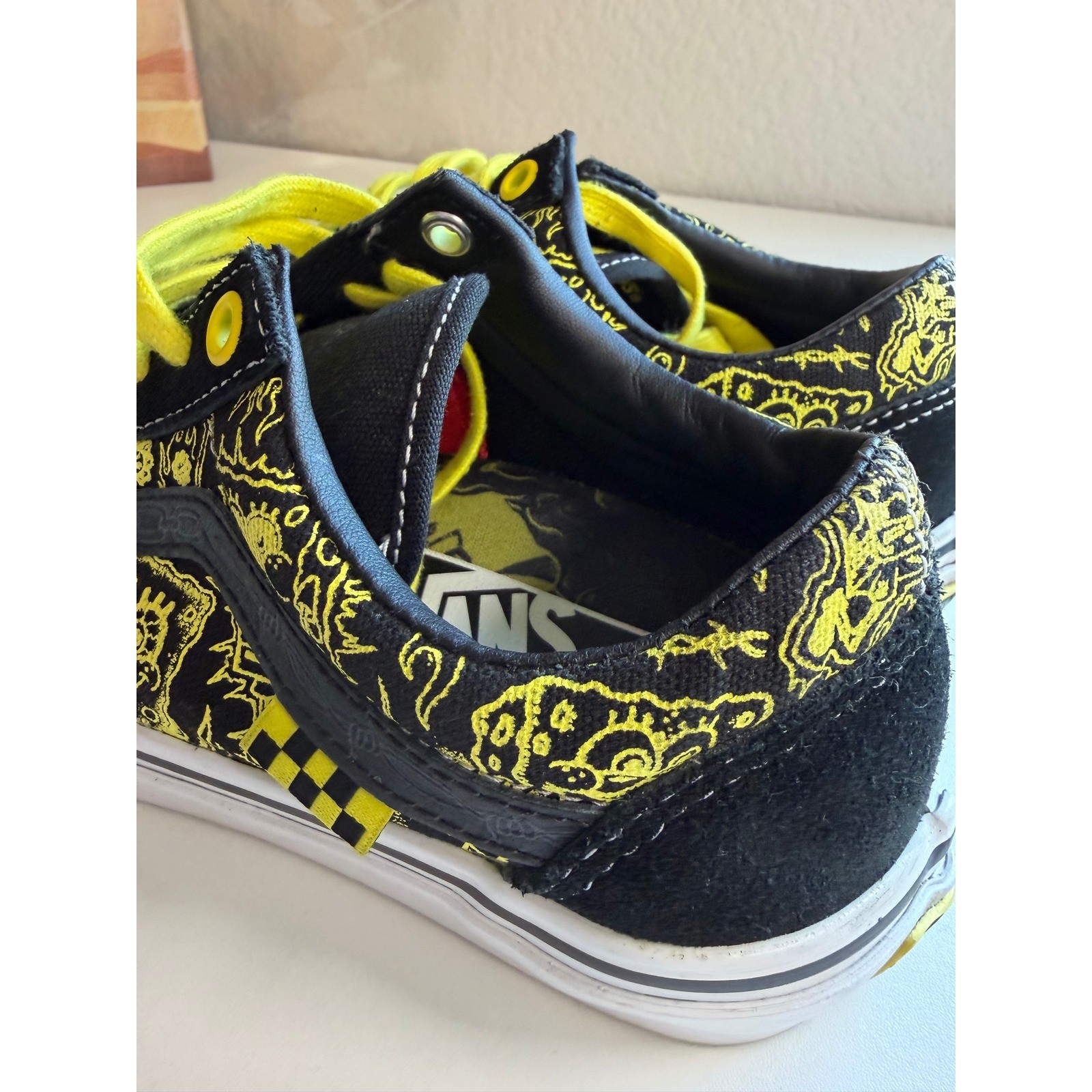 Vans Skate Old Skool Spongebob Gigliotti Black Yellow Shoes VN0A5FCBZXU Mens 4.5 thumbnail 6