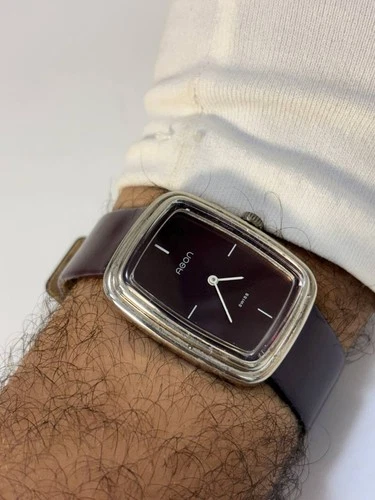 Vintage 1970s Agon Swiss Burgundy Dial TV Case Manual Wind Watch 31x37mm Tank image 12