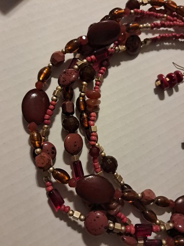 MINT Lia Sophia POMEGRANATE Necklace w/ GENUINE red agate jasper, wood 5 layers! - Picture 5 of 6