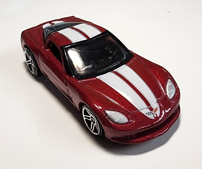 2007 Hot Wheels Mystery Red C6 Corvette 1/64 Diecast/Plastic Chevy