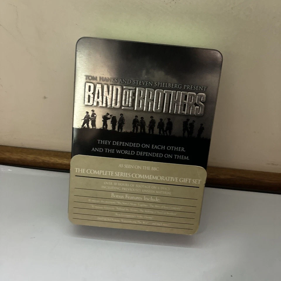 Band Of Brothers - Complete Series SteelBook (DVD, 2001, 6-Disc) Region 2 - Image 2 of 4